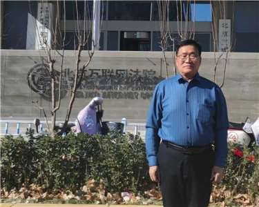 中國人權律師周世鋒控告北京互聯網法院違法。(央廣資料照)