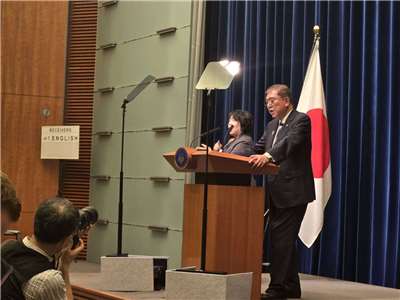 日本首相石破茂7日宣布決定辭職，他在記者會上表示其領導的自民黨將舉行緊急總裁競選，而他將繼續履行職責，直到選出繼任者。(X@shigeruishiba)