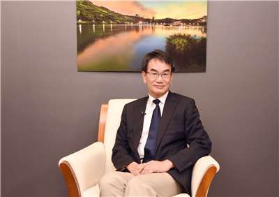 數發部長林宜敬9日接受中央廣播電臺專訪。(江麗華 攝)