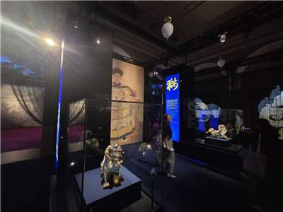 故宮9月12日起至12月31日在捷克國家博物館推出「故宮文物百選及其故事」特展。(江昭倫 攝)