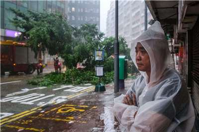 超強颱風樺加沙侵襲香港，帶來災情。 