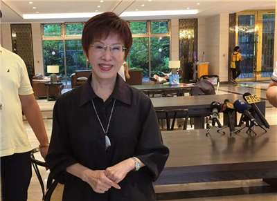 國民黨前主席洪秀柱已於1日晚間抵達中國北京，將出席3日中國在北京天安門廣場前舉行的九三閱兵儀式。資料照。(圖:中央社)