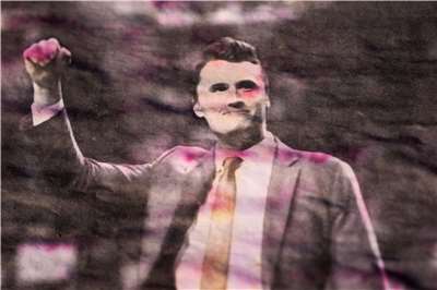 「美國轉捩點」總部展出已故保守派評論員柯克(Charlie Kirk)的海報以示悼念。