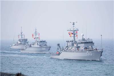 海軍永靖、永豐及永陽級水雷反制艦隊。(圖:國防部發言人粉專)