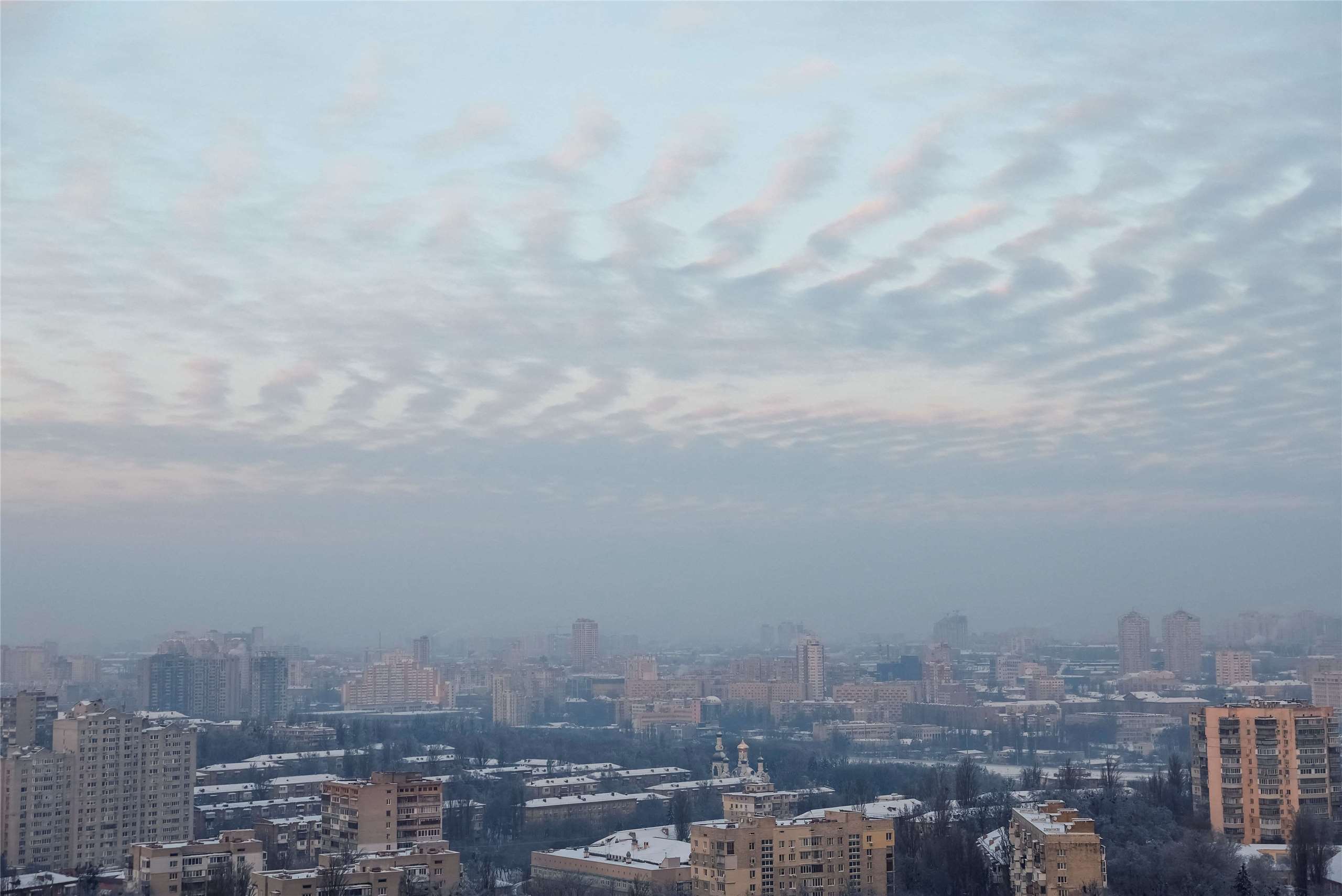 遭受俄羅斯飛彈和無人機襲擊關鍵民用基礎設施後，基輔在嚴冬期間面臨斷電危機。資料照。