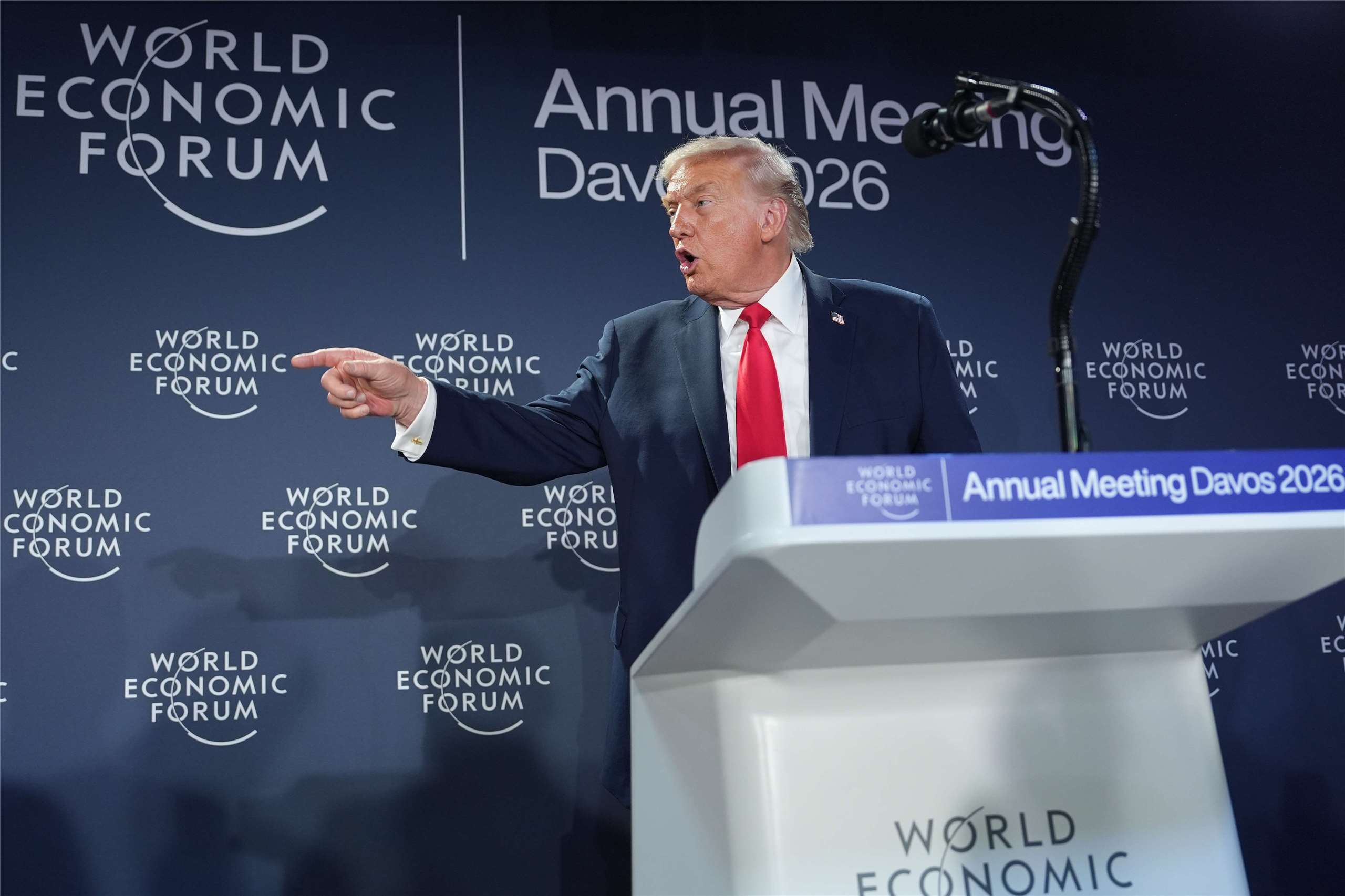 美國總統川普(Donald Trump)21日出席在瑞士達沃斯(Davos)舉行的世界經濟論壇(World Econmic Forum)演說。(美聯社/達志影像)