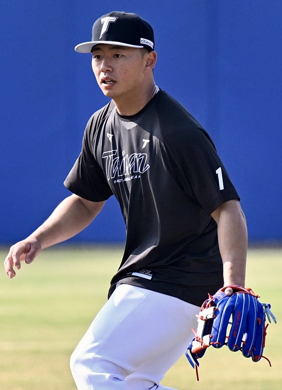 旅美野手鄭宗哲（圖）返台投入經典賽台灣隊集訓，但卻被指定讓渡(DFA)困擾。