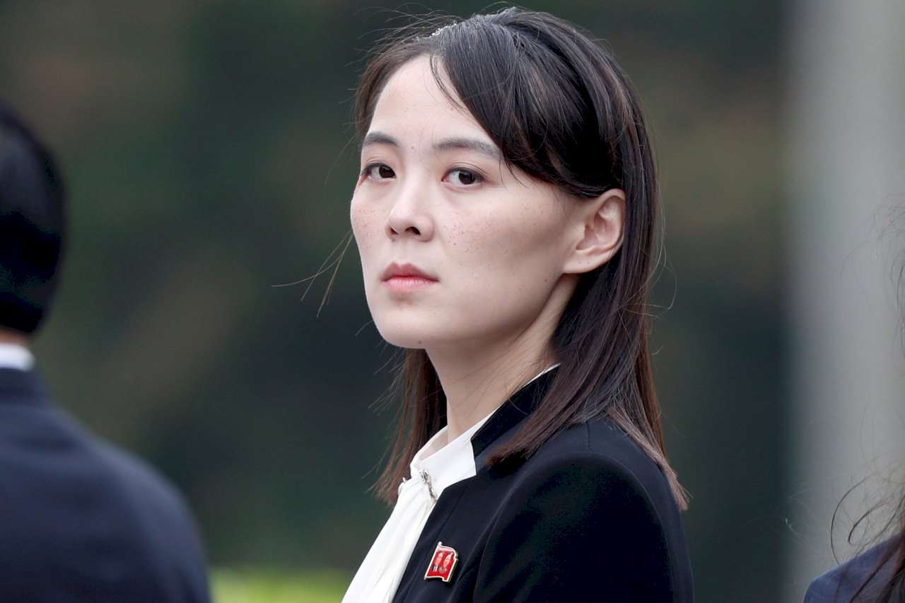 北韓領導人金正恩的胞妹金與正13日表示，南韓期待改善南北關係是無法實現的幻想。資料照。(路透社/達志影像)