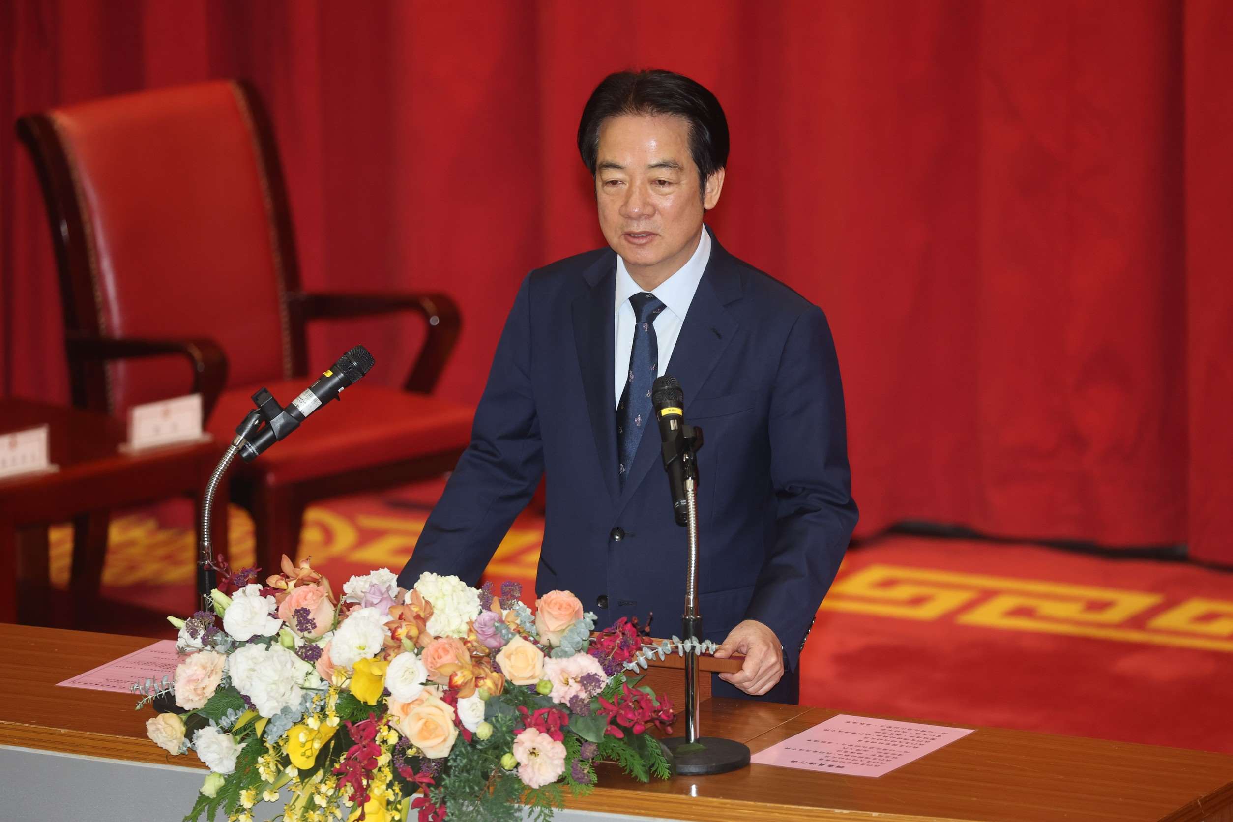 賴清德總統今天(8日)出席法務部調查局調查班第62期結業典禮，對畢業學員提出四大期許。(劉玉秋攝)