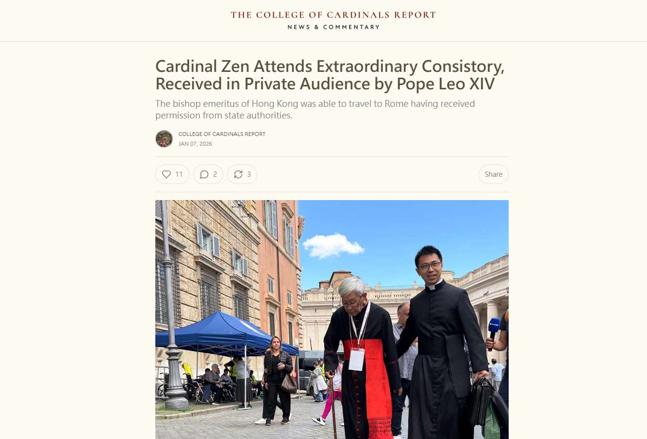 樞機主教團報導(The college of cardinals report)7日刊登照片，滿頭白髮的陳日君在陪同神職人員扶持下，拄著拐杖現身梵蒂岡廣場。(cardinalnews.substack.com)