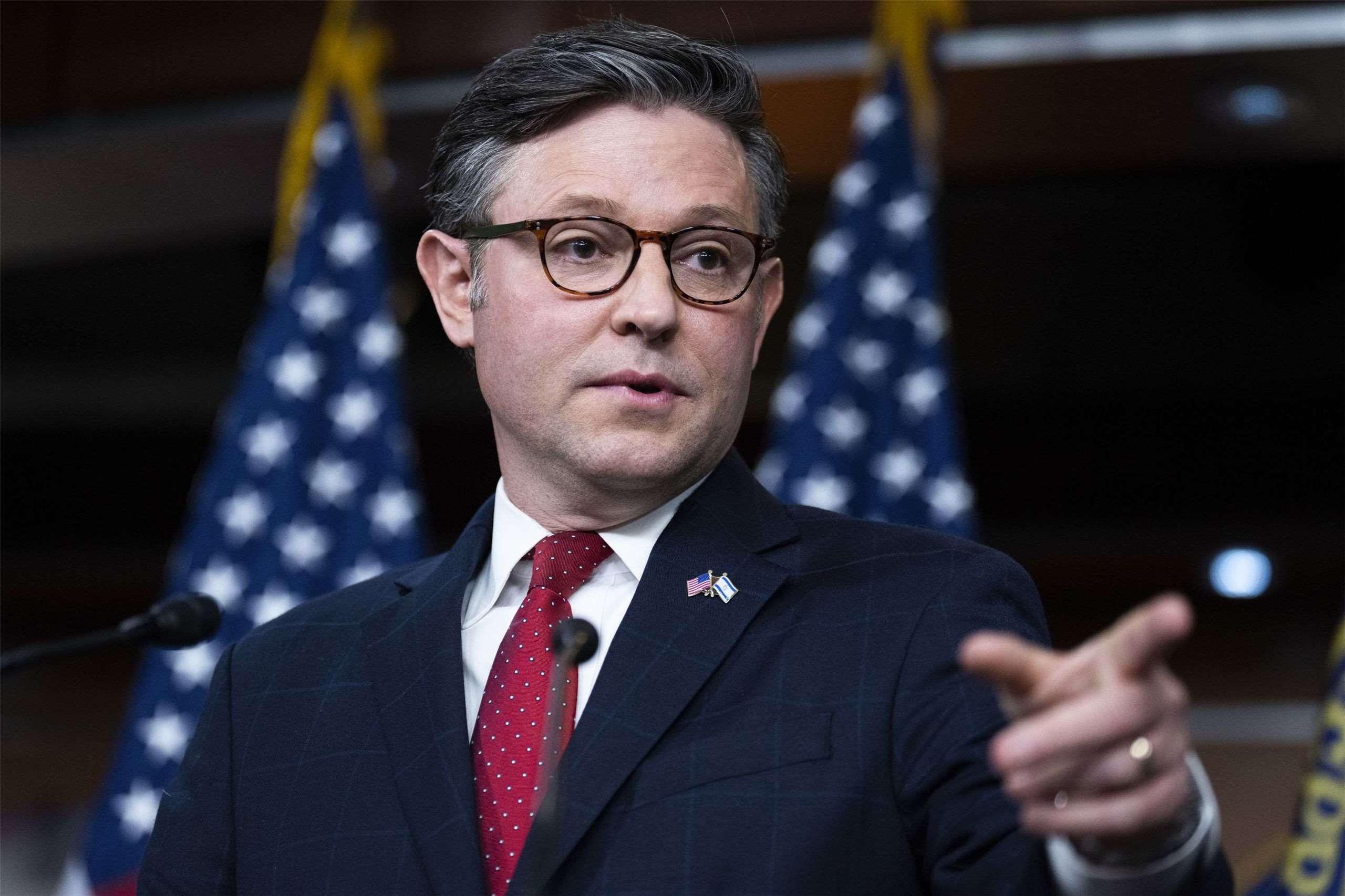 美國眾議院議長強生(Mike Johnson)宣布，川普國情咨文演說2月24日登場。(檔案照)