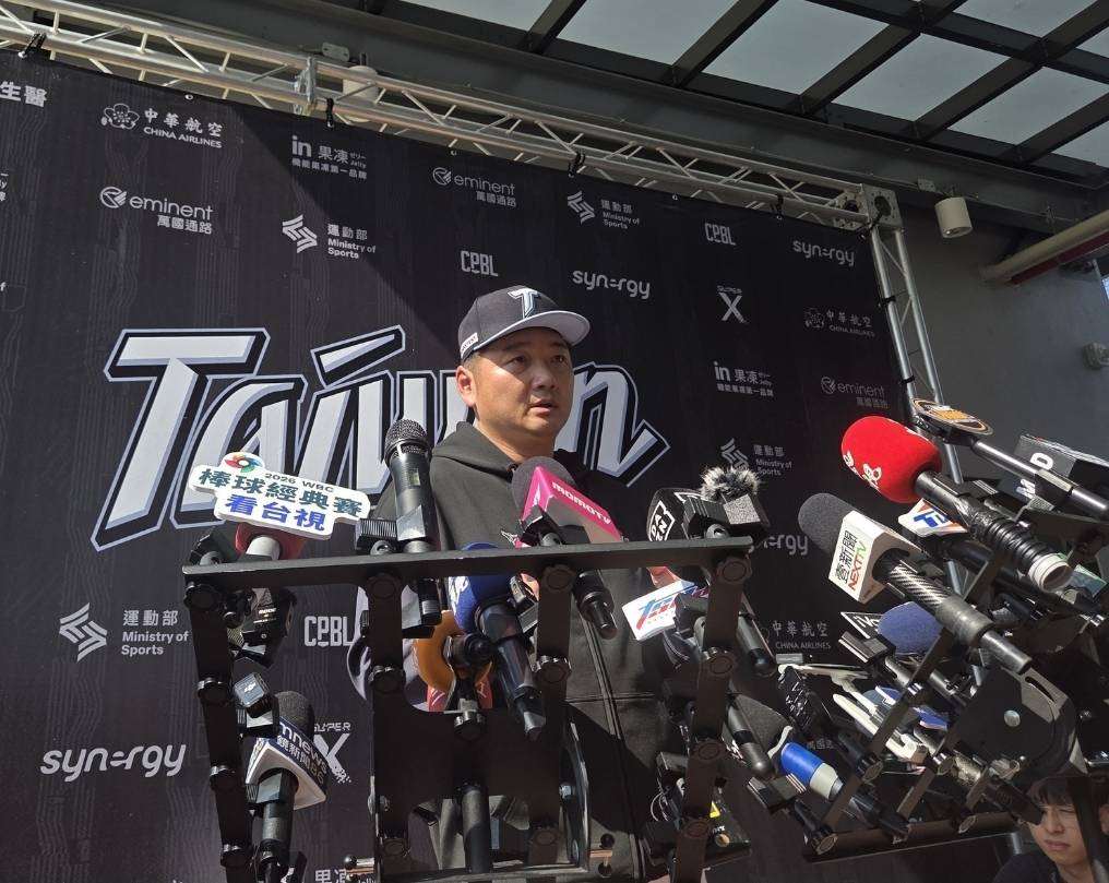 迎戰經典賽，總教練曾豪駒要球員要有期待和強敵對抗的心態。(江昭倫 攝)