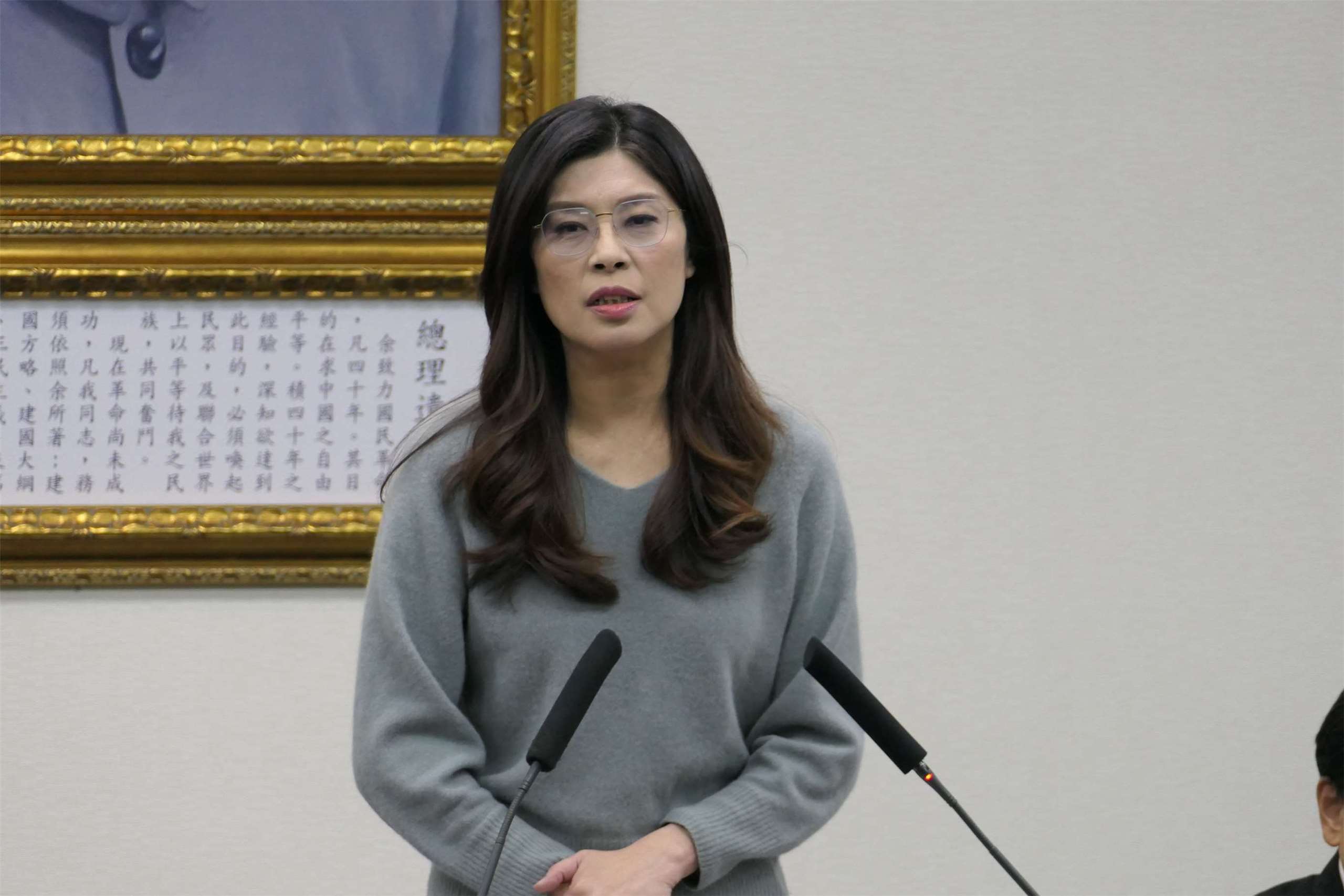 國民黨主席鄭麗文21日在中常會中詳細說明提名協調與初選規則，她強調，國民黨不可能因為任何一個人的特殊需要而改變遊戲規則，否則制度就蕩然無存。(趙婉淳 攝)