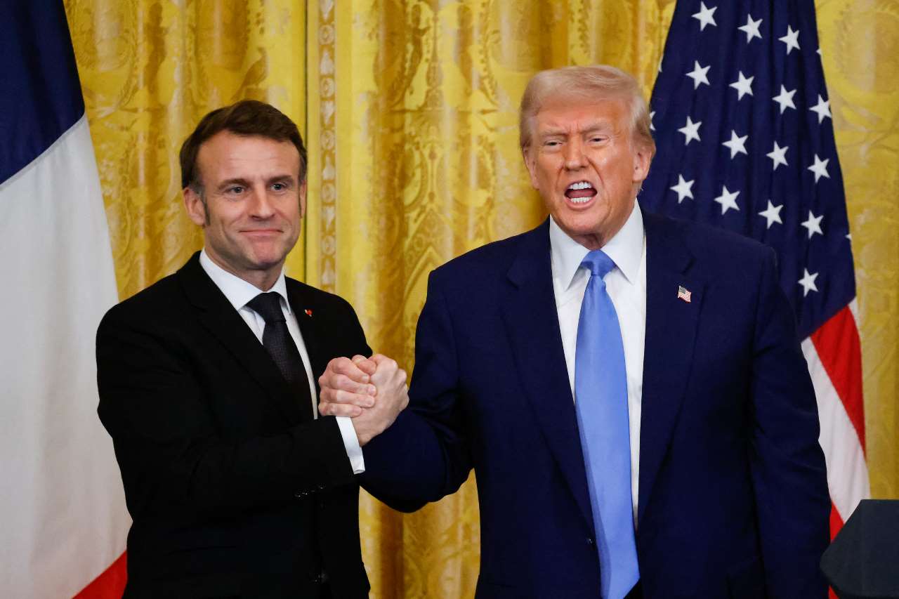 法國總統馬克宏(Emmanuel Macron)(左)、美國總統川普(Donald Trump)。資料照。