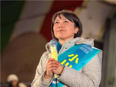 小川晶再度當選日本前橋市長。(X平台)