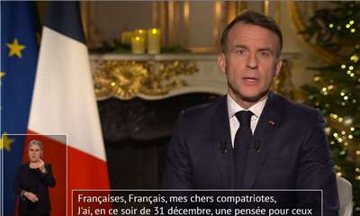 法國總統馬克宏(Emmanuel Macron)31日發表新年談話。 (圖:翻拍X@EmmanuelMacron)