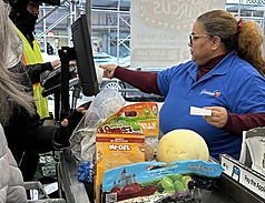 美國勞工部公布，2025年12月美國消費者物價指數(CPI）與前1年同期相比升高2.7%，與11月漲幅相同。資料照片。
