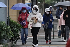 強烈大陸冷氣團南下 夜晚清晨留意低溫。