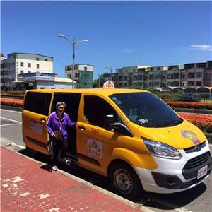 公平會7日決議通過uber收購皇冠大車隊。圖為皇冠大車隊資料照。(翻攝皇冠大車隊臉書)