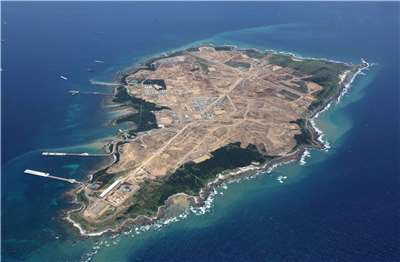 2024年7月1日拍攝的照片顯示，日本自衛隊在馬毛島上正在興建軍事基地。 (AFP)