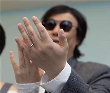 金曲歌王蕭煌奇8日透過社群媒體宣布告別單身。(翻攝蕭煌奇臉書)