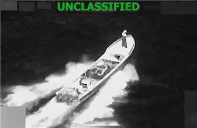 美軍再襲疑似運毒船2死1生還。 (圖:X@Southcom)