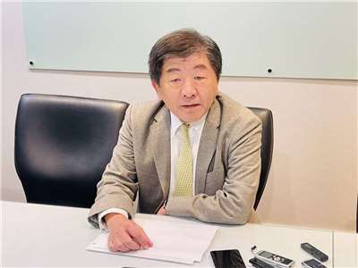 行政院政委陳時中20日主持行政院「長照推動小組會議」。(資料照/鄭佑漢 攝)