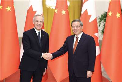 中國國務院總理李強15日在北京與加拿大總理卡尼(Mark Carney)舉行會談。(AFP)