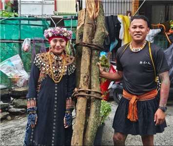 排灣族式的浪漫  送情柴   本照片轉載自白鷺社區發展協會陳峻鵬理事長 臉書
