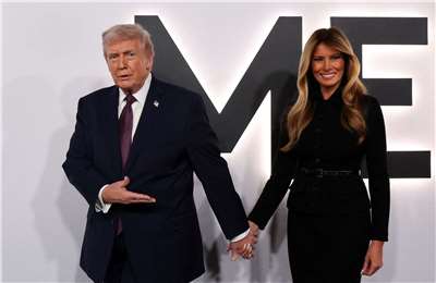 美國第一夫人梅蘭妮亞（Melania Trump）的紀錄片29日在華府地區舉行首映會，川普夫婦出席。