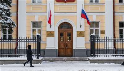 波俄關係示意圖。(AI生成)