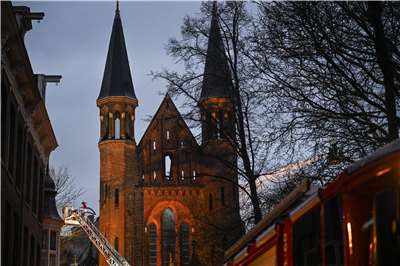 荷蘭阿姆斯特丹的馮德爾教堂（Vondelkerk）跨年夜發生火災。