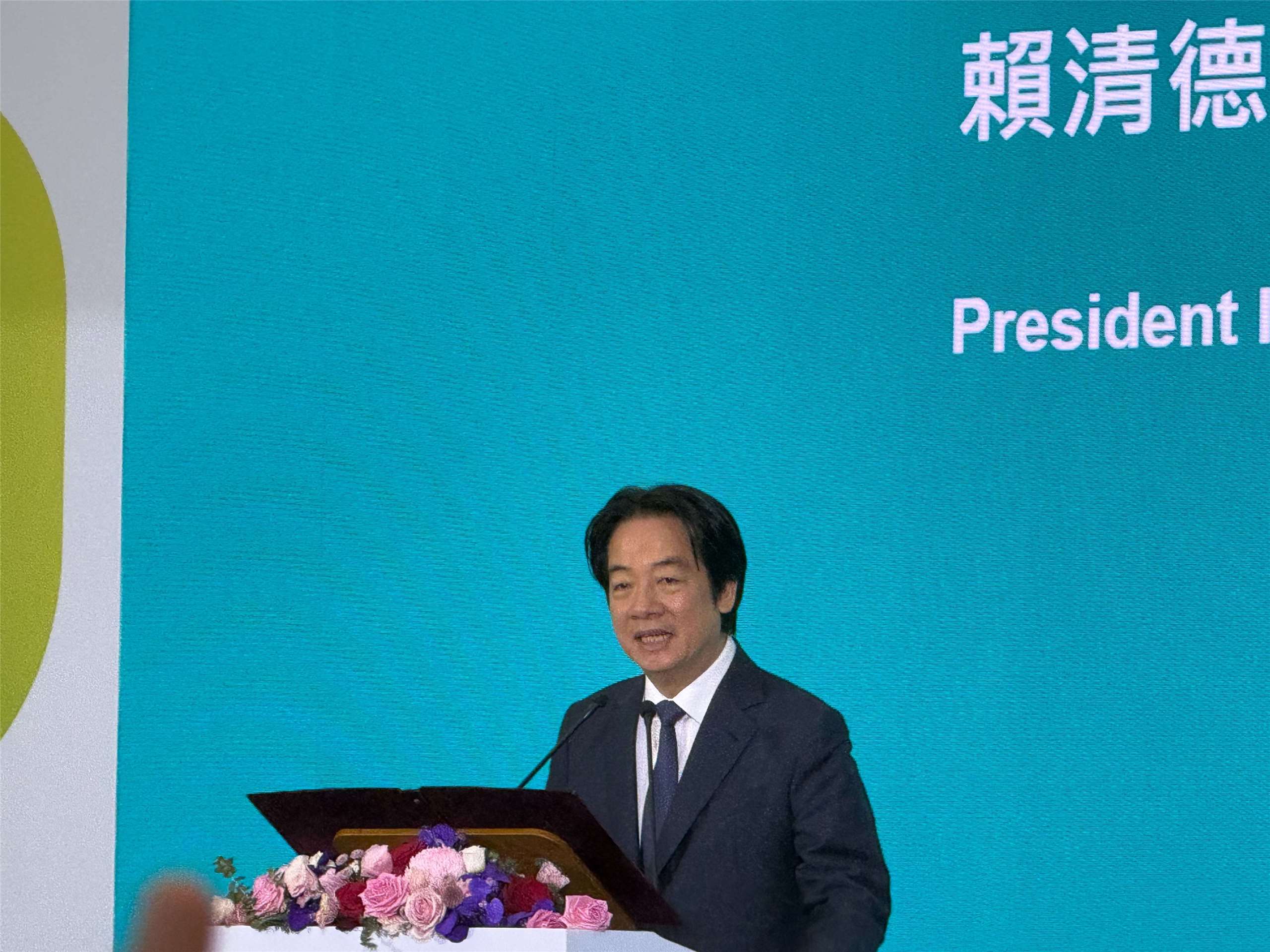 賴清德總統表示，台灣再生能源裝置容量已從2016年的4.7GW，成長到25GW，增幅超過4倍。(謝佳興 攝)