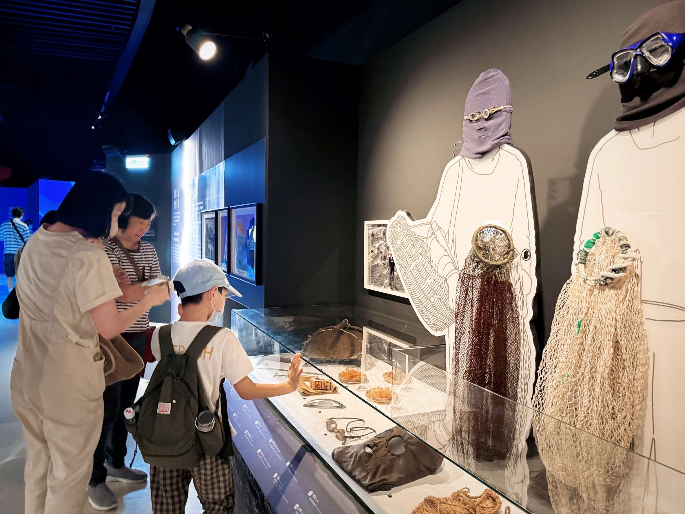 奪法國及美國設計獎雙金，「阮ê海海人生－台韓海洋文化交流特展」串聯考古、漁村記憶、當代藝術與永續等議題展出。(圖：十三行博物館提供)