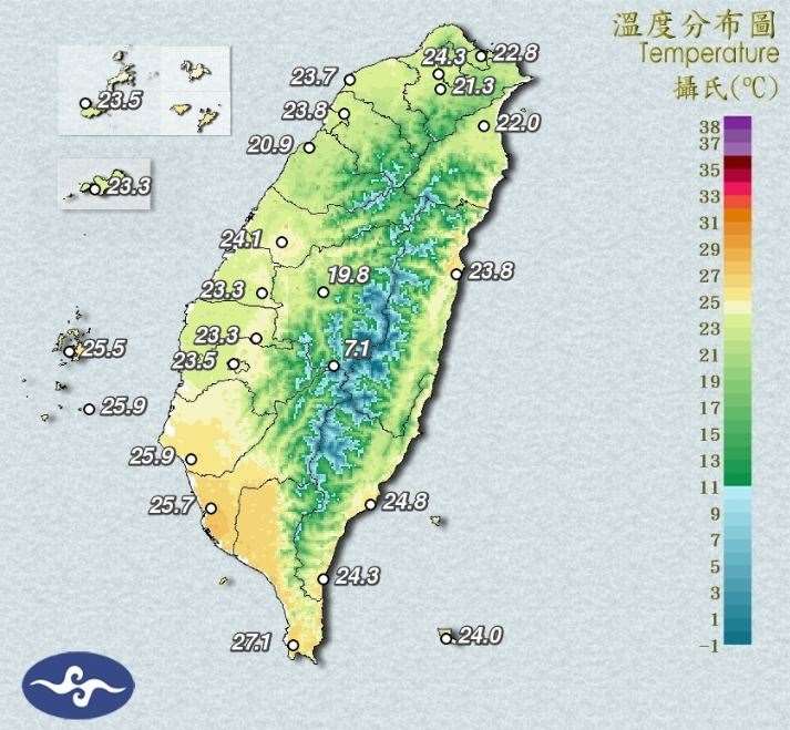 12日仍吹偏東北風，環境持續轉乾，各地大多為晴到多雲，僅花東地區、恆春半島及午後南部山區偶有零星降雨。溫度方面，北部及東半部白天高溫約攝氏28至31度。(圖:交通部中央氣象署)