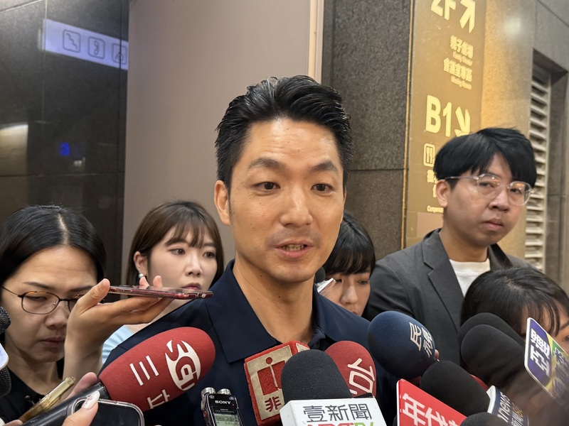 台北市校園營養午餐接連傳出學生用餐後身體不適，引發食安疑慮。台北市長蔣萬安1日受訪回應。資料照。