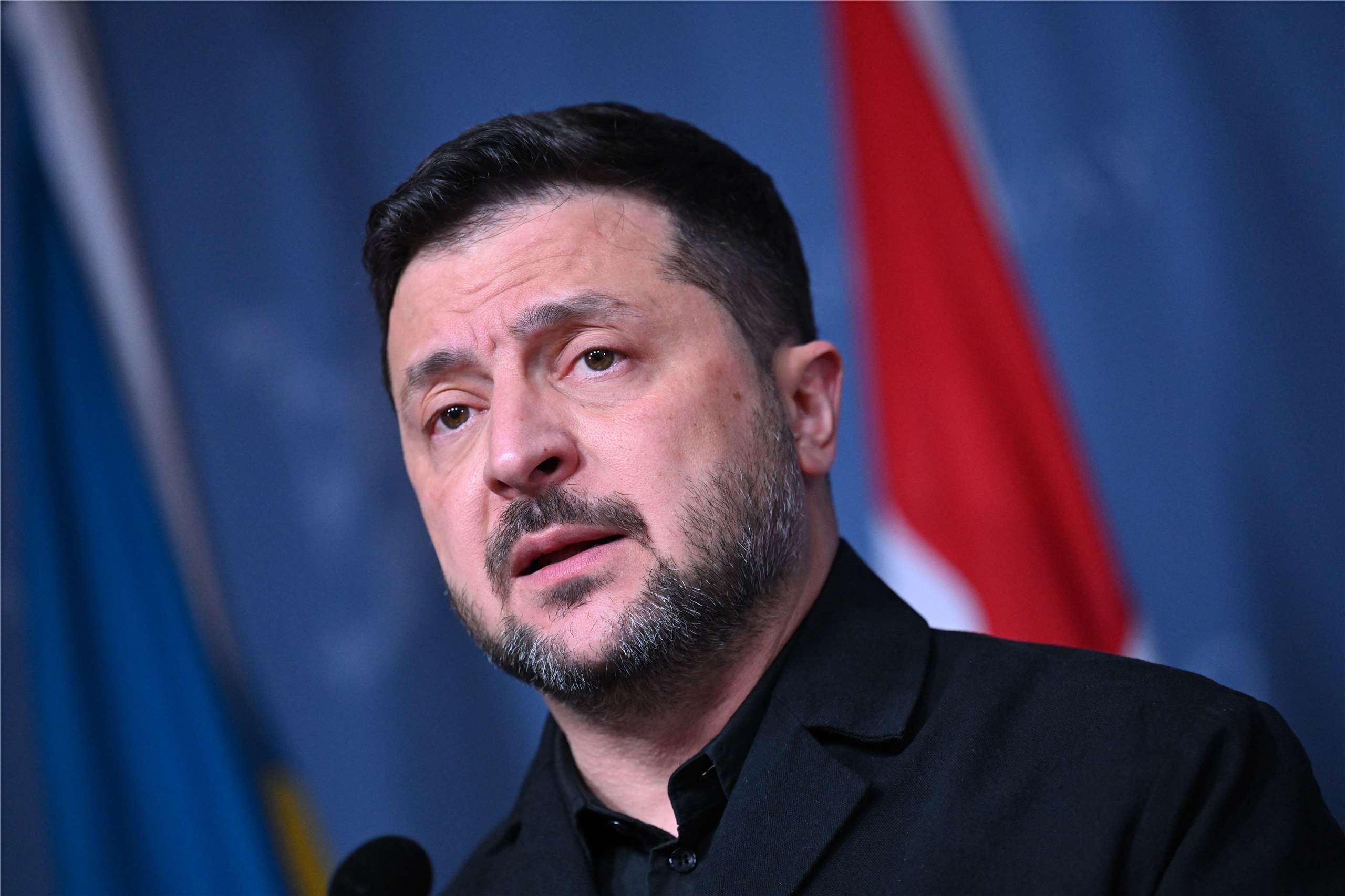 烏克蘭總統澤倫斯基(Volodymyr Zelensky)20日在奧斯陸舉行的記者會表示，美國恢復與烏克蘭分享俄羅斯飛彈來襲的情報。