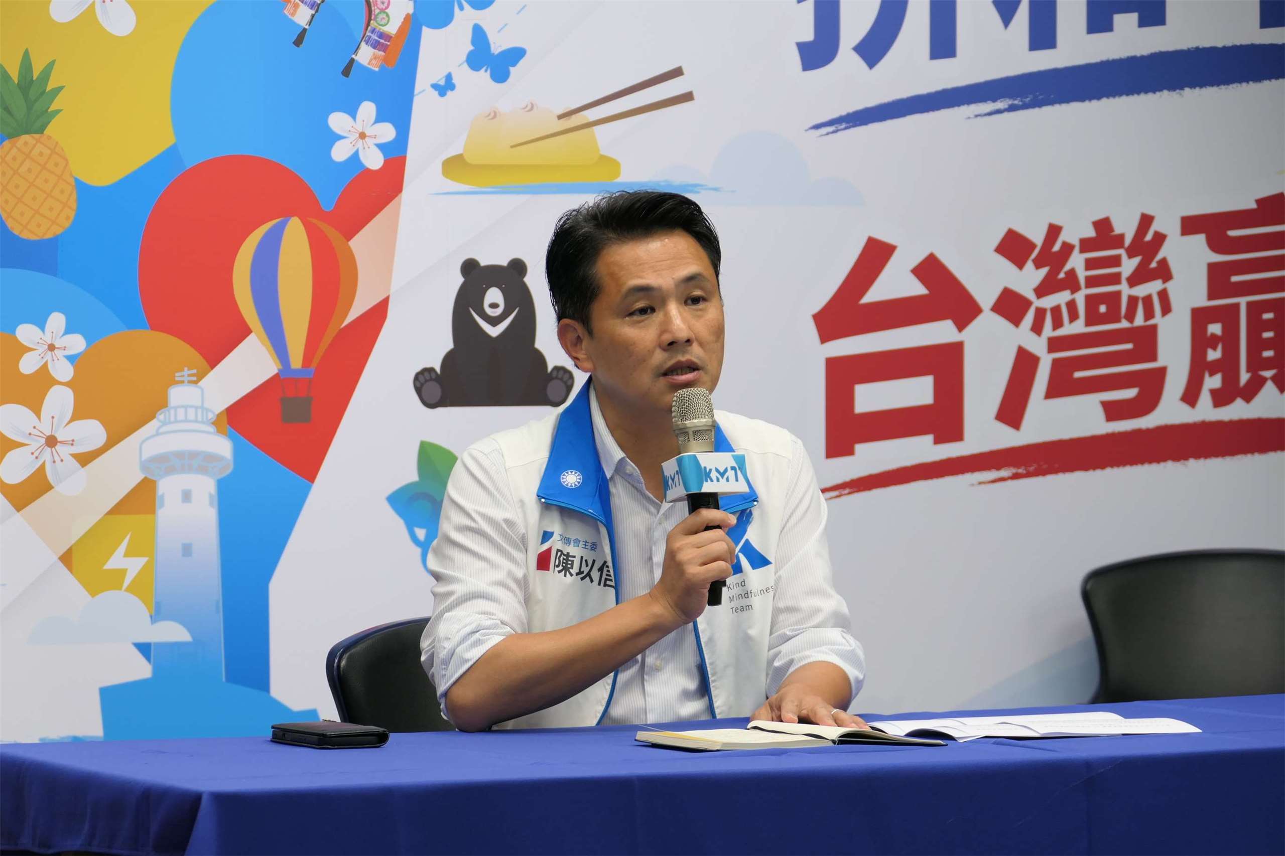 國民黨文傳會主委陳以信14日在中常會後轉述常會內容。（趙婉淳 攝）