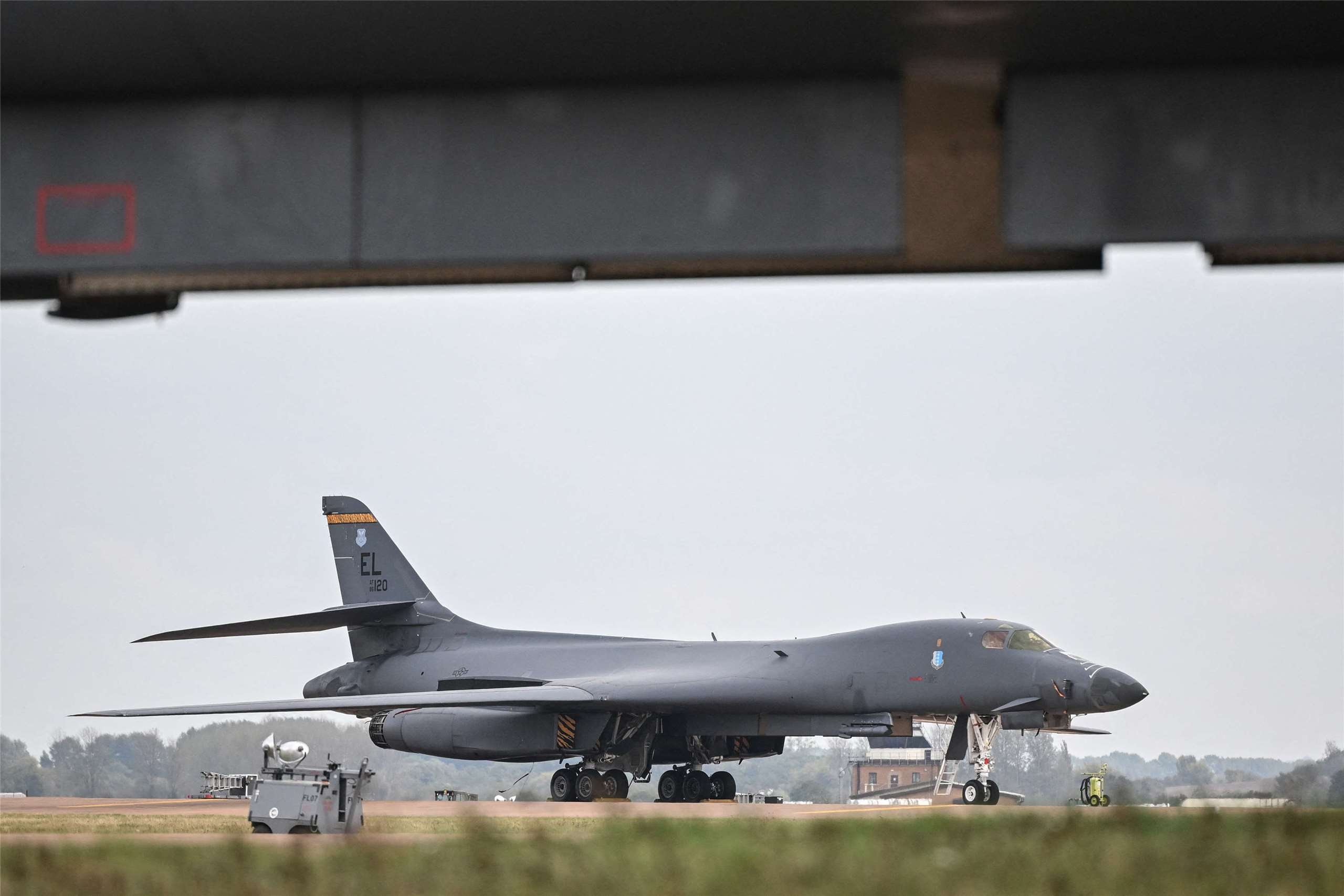 美國將B-1轟炸機撤離英國費爾福皇家空軍基地(RAF Fairford)。資料照片。