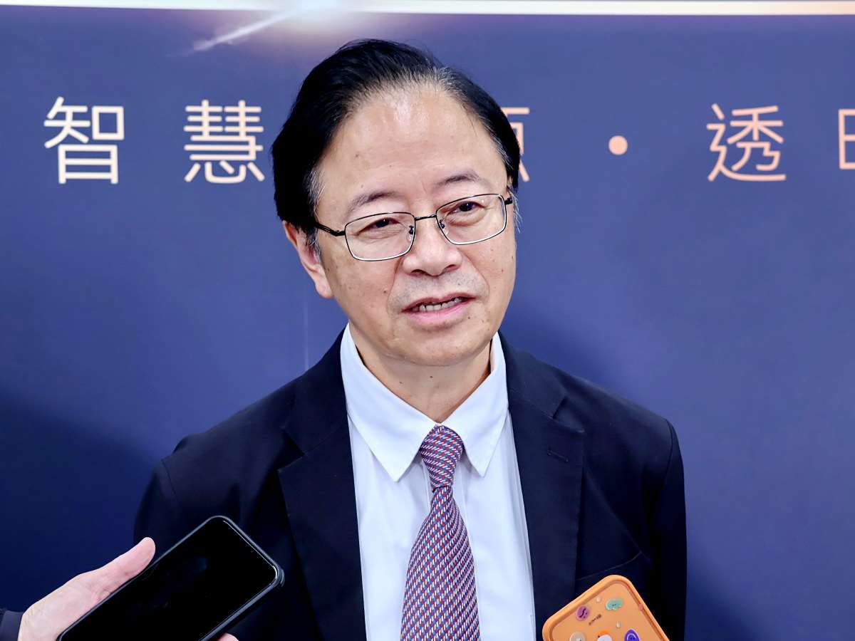 桃園市長張善政2日出席「桃園市永續能源論壇」，對「小型模組化反應爐」(SMR)寄予厚望，籲請各界密切關注 (央廣記者王照坤 攝)