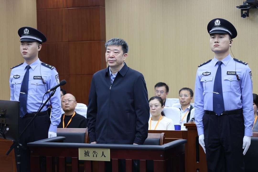 武漢前市長周先旺遭控收賄，10日被判處14年有期徒刑。(翻攝微博@朝陽吃瓜群眾一枚)