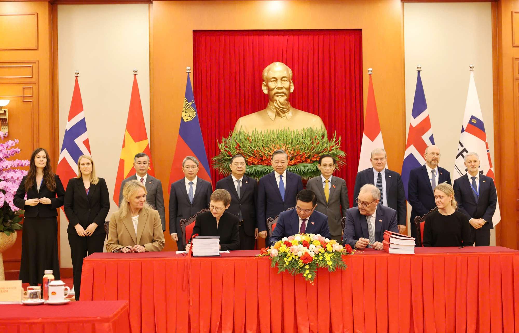 越南與歐洲自由貿易協會18日正式在河內簽署自由貿易協定。(圖：越南政府網)