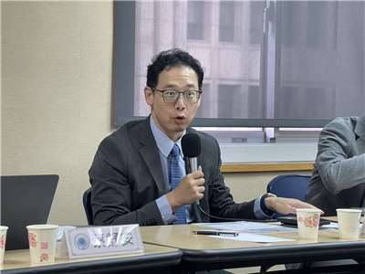 學者葉耀元分析，中國透過香港媒體操作相關訊息，試圖介入台灣選舉，這類認知作戰未必能改變選民立場，卻可能加深台灣社會對立與兩極化，對民主發展造成不良影響。(資料照/鄭佑漢攝)