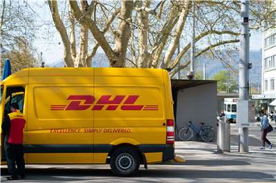 DHL全球貨運大中華區負責人表示，人工智慧(AI)產品運輸需求成為國際貨運市場新的需求增長點，推高國際航空運價。 (unsplash圖庫)