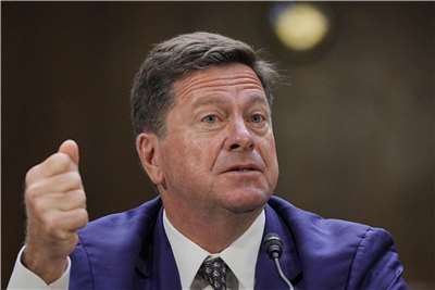 美國總統川普預計將任命國家情報總監克雷頓（Jay Clayton,圖）擔任白宮新的「AI沙皇」。