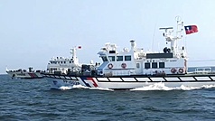 海洋委員會海巡署日前表示，民國114年中國海警船假借「執法巡查」名義穿越金門限制水域計達46次，115年迄今已達35次，從實際航行態樣分析已是「常態騷擾」。
（海洋委員會海巡署提供）