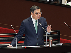 行政院長卓榮泰6日表示，對於重大惡行犯罪加重其刑是大家的共識，但必須遵守兩公約，鞭刑是否符合世界人權思想、能否改善治安仍有待商確。資料照。