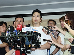 台北市長蔣萬安接受媒體訪問。