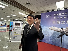 花蓮航線載客率低，華信航空從10月起減班。華信董事長陳大鈞7日說，接下來並沒有再減班的計畫。