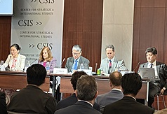 華府智庫「戰略暨國際研究中心」28日舉行「中國實力：2026討論」研討會，邀請學者專家分析過去10年中國軍事、經濟與國際關係的變化。